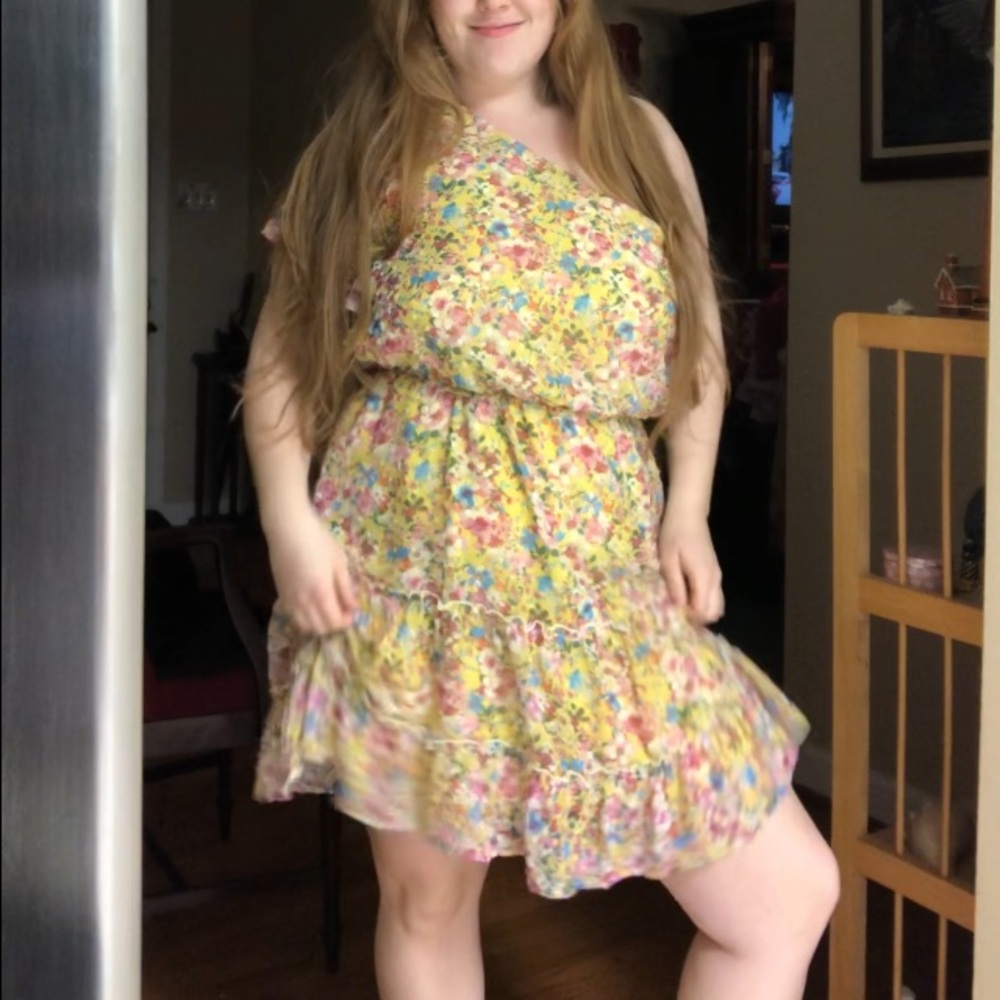 Peach Love California Bright Yellow Dress